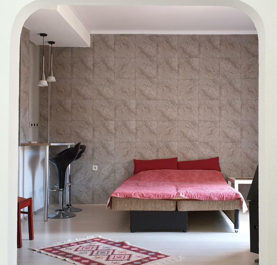 Alex Apartments Kruševo Buitenkant foto