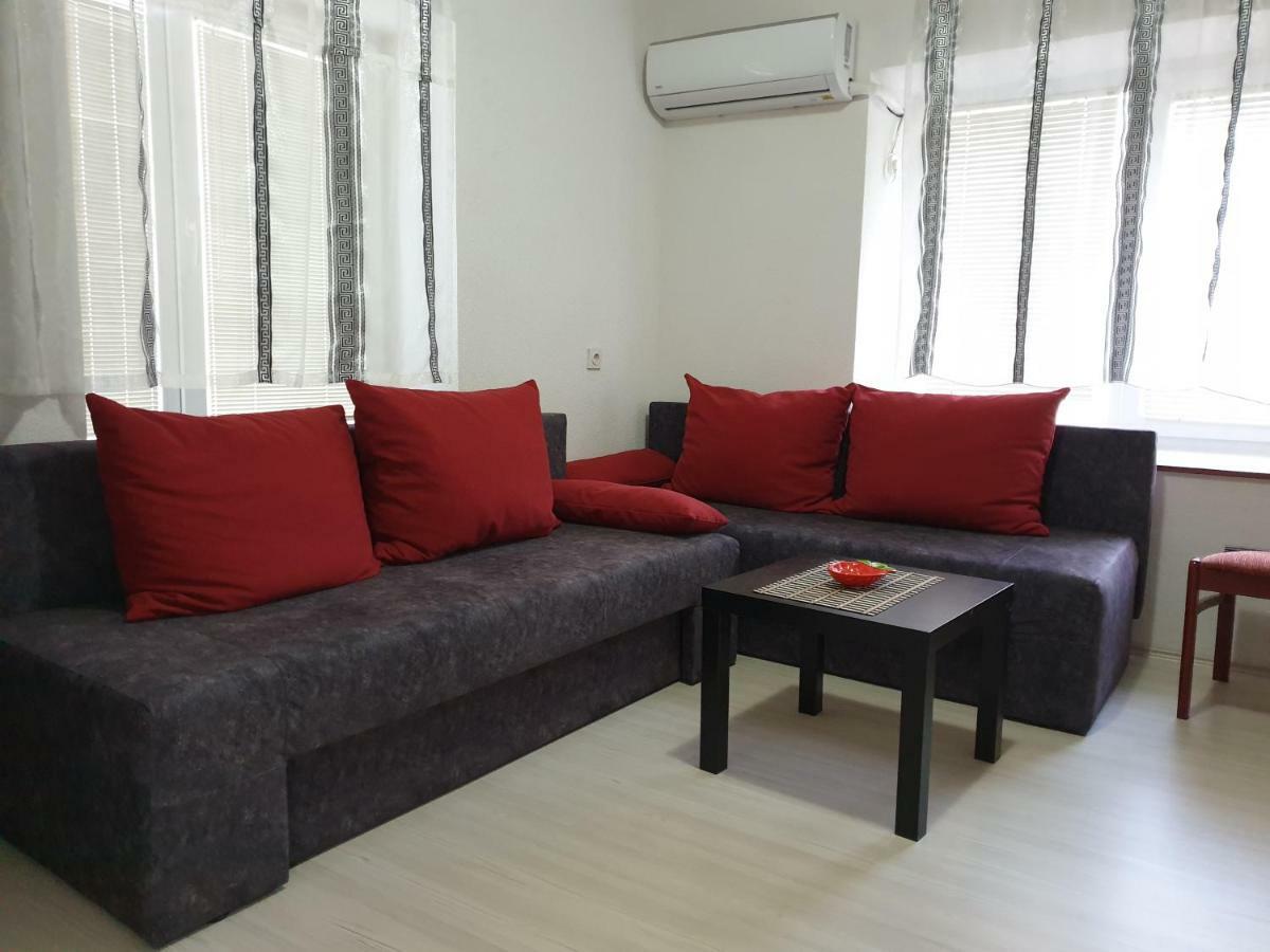 Alex Apartments Kruševo Buitenkant foto
